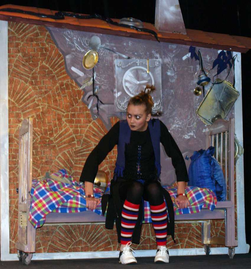 Маленькая Баба-Яга