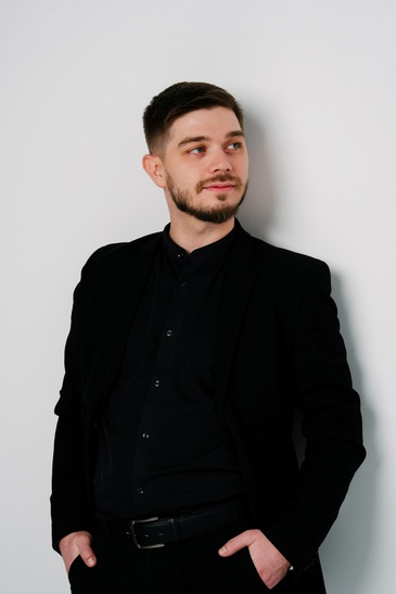 Андрей Коряков